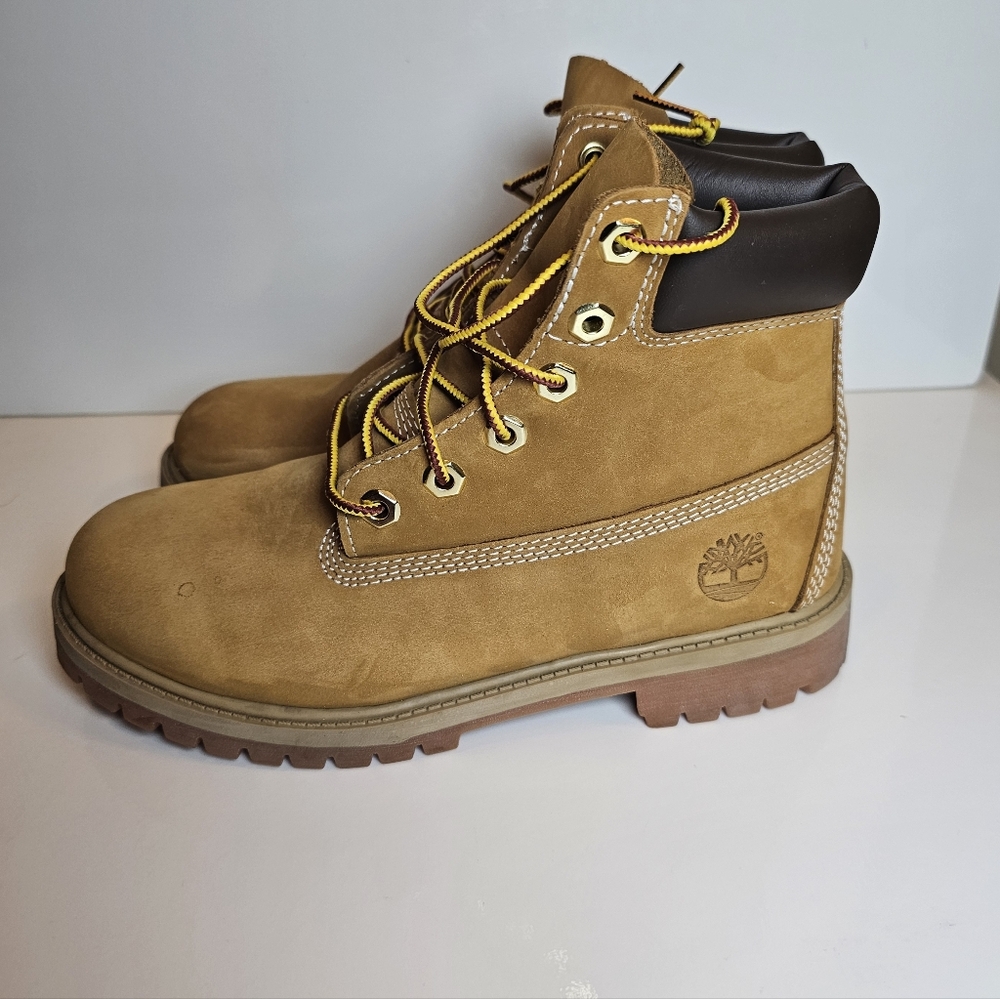 Timberland Premium 6 Inch Waterproof Boots Wheat Nubuck Size 7 Womens Junior 5 - Picture 5 of 10